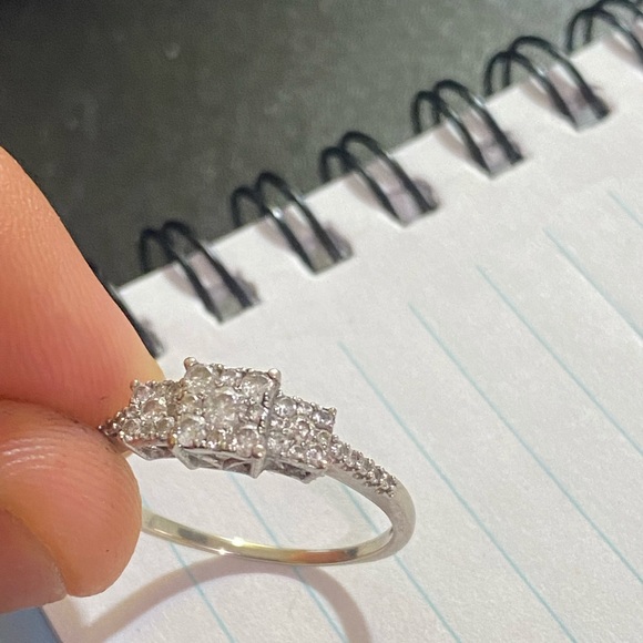 1/2 ct Diamond Three-Stone Ring in 10K White Gold - Picture 4 of 9